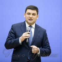 Головна мета - зростання економіки і добробуту людей