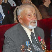 Якову Чулю вже 96, але бюрократам він не здається