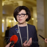 Щоб говорити з Росією з позиції сили, треба стати сильними