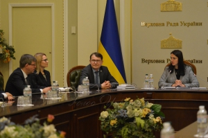 Досвід Литви свідчить про важливість закріплення в Конституції євроатлантичного курсу