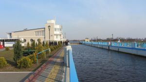 Двісті двадцять кілометрів без шлюзів і насосних станцій