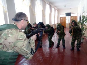 Захищати Вітчизну вчить атовець