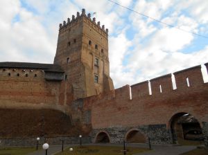 Автограф на мурі Луцького замку збережеться на віки