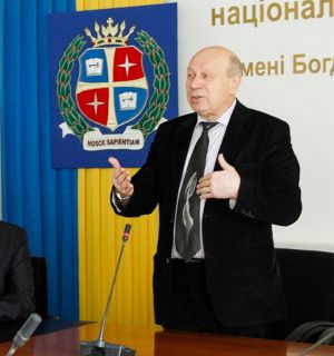 «Нації вмирають не від інфаркту»