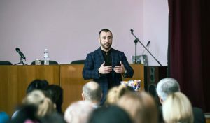 Просять підтримати осередок наукових досліджень