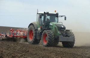 Сіють ранні зернові: чверть площ позаду