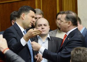 Уряд мусить працювати ефективно та дієво
