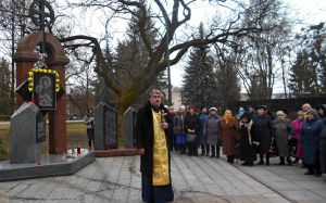 На місці квітучих сіл Волині — братські могили