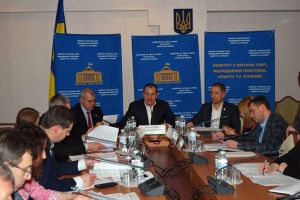 Уже час оздоровлювати дітей, а «Молода гвардія» і «Артек» на межі закриття