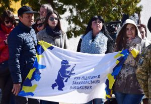 Великдень бійці зустрічатимуть удома