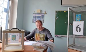 Маємо голосувати усвідомлено й відповідально