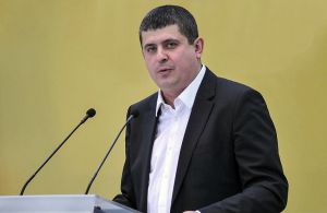 Незворотність децентралізації має бути закріплена конституційно