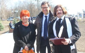 У родове гніздо генія злетілися звідусіль