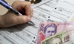 Облгазам і мобільним операторам — жовта картка! Хто на черзі?