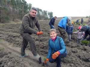 Волонтерів навчили орудувати мечем Колесова