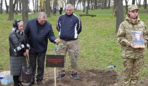 У шумі весняного листя — шепіт рідної душі