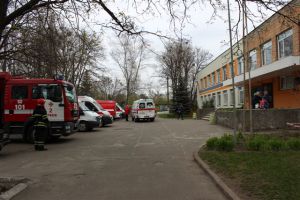 Зловмисники розпилили сльозогінний газ