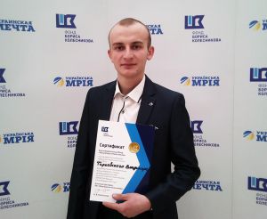 Студенти коледжу не поступаються знаннями ровесникам з університетів