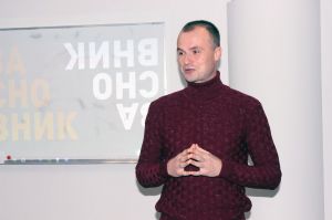 Щоб не втрачати десяти тисяч доларів, зціпили зуби і пішли далі