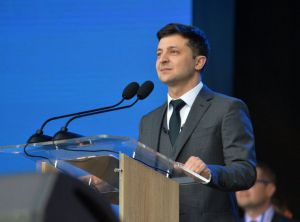 Керуючи країною, Володимир Зеленський має намір йти до кінця задля припинення вогню на Донбасі