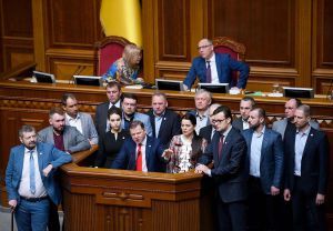 Фракція Олега Ляшка — єдина, яка дала 100 відсотків голосів за закон про мову
