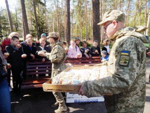 Завітали до школи-інтернату з подарунками