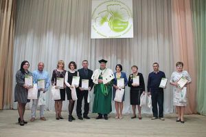 Одержали премію від своїх випускників