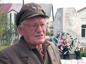 Дев’яносто років — не привід відпочивати