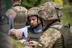 Президент  побував  на передових  позиціях