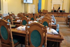 Чому постало питання відставки,  ніхто пояснити не може