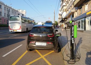 У Вінниці «заправити» електромобіль можна безплатно