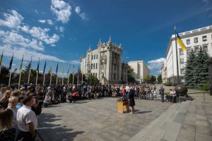 Володимир Зеленський відвідає інституції ЄС та НАТО