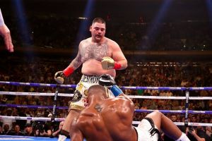 Руїс нокаутував Джошуа  і став новим чемпіоном світу