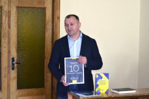 До збірки  увійшло найцікавіше