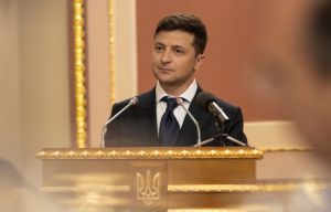 Володимир Зеленський відповів на петицію про свою відставку