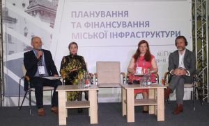 Містам бракує грошей чи тих, хто їх не крастиме?