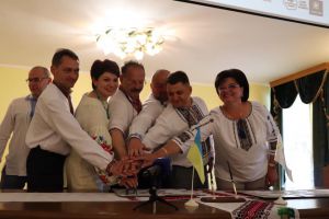Лише на спадковості поколінь будується майбутнє