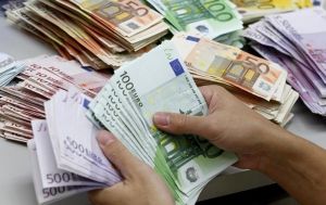 У Мінфіні відзвітували про випуск євробондів на мільярд...