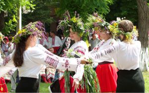 Зелена неділя, П’ятидесятниця: традиції та історія