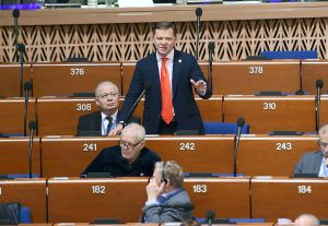 Олег Ляшко: «Україна має вийти з ПАРЄ, якщо туди повернеться Росія»