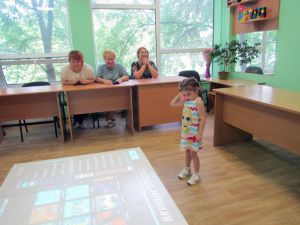 У виші навіть підлога стала інтерактивною