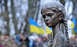 Про кулінарні смаки радянського кіно замість серйозної розмови про велику трагедію українства
