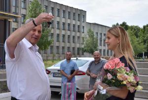 Біатлоністці Юлії Журавок подарували квартиру