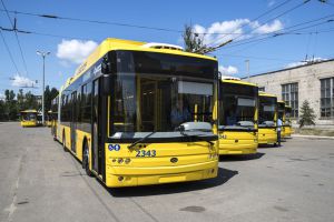 У столиці на маршрути вийшли сучасні тролейбуси