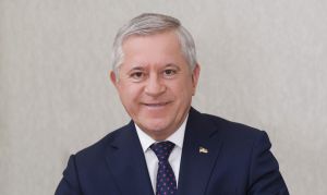 Вітаємо Анатолія Кінаха!