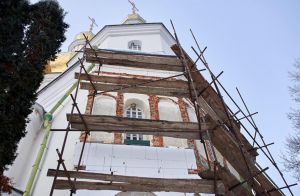 У Криму відмовляються реєструвати парафію ПЦУ, а на Чернігівщині знищують сакральну пам’ятку