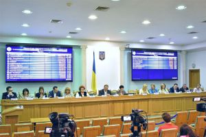 ЦВК зобов’язала окружком опрацювати списки виборців