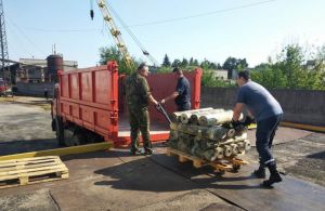 Прифронтове селище Луганське починають  відбудовувати