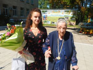 Підкорила Ельбрус у 76 років!