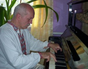 Нотний революціонер і мовний інспектор
